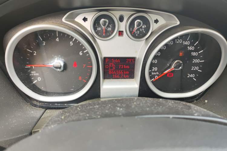 Used Ford Focus 2009 Sedan 1.8L Automatic Fashion Edition Odometer Close Up