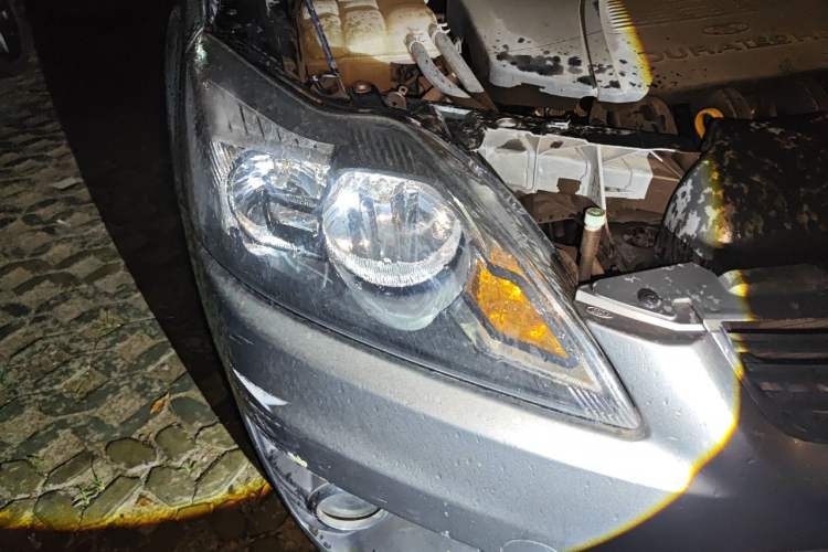 Used Ford Focus 2009 Hatchback 1.8L Automatic Fashion Edition Right Front Headlight