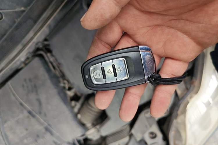 Used Ford Focus 2009 Sedan 1.8L Automatic Fashion Edition Vehicle Key