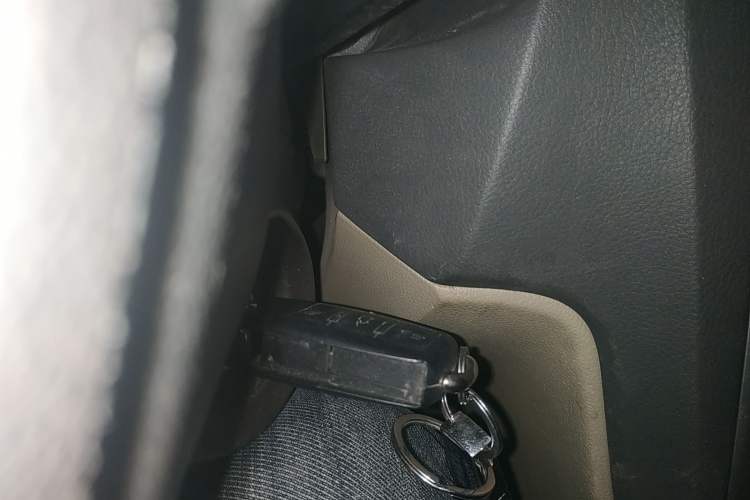 Used Ford Focus 2009 Sedan 1.8L Automatic Fashion Edition Vehicle Key