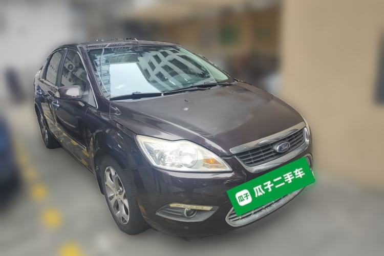 Used Ford Focus 2009 Sedan 1.8L Automatic Fashion Edition Front Right 45 Deg