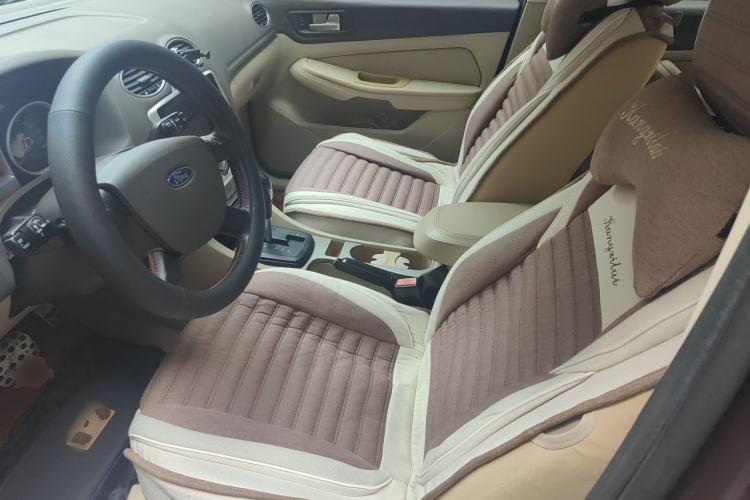 Used Ford Focus 2009 Sedan 1.8L Automatic Fashion Edition Left Front Seat