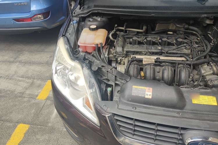 Used Ford Focus 2009 Sedan 1.8L Automatic Fashion Edition Right Front Headlight