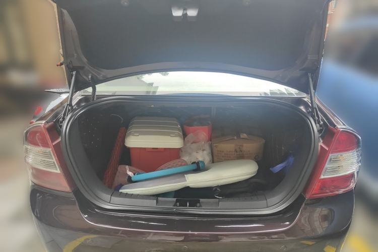 Used Ford Focus 2009 Sedan 1.8L Automatic Fashion Edition Trunk