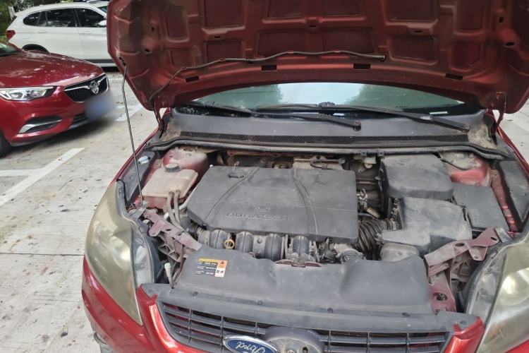 Used Ford Focus 2009 Hatchback 1.8L Automatic Fashion Edition Engine Bay Right