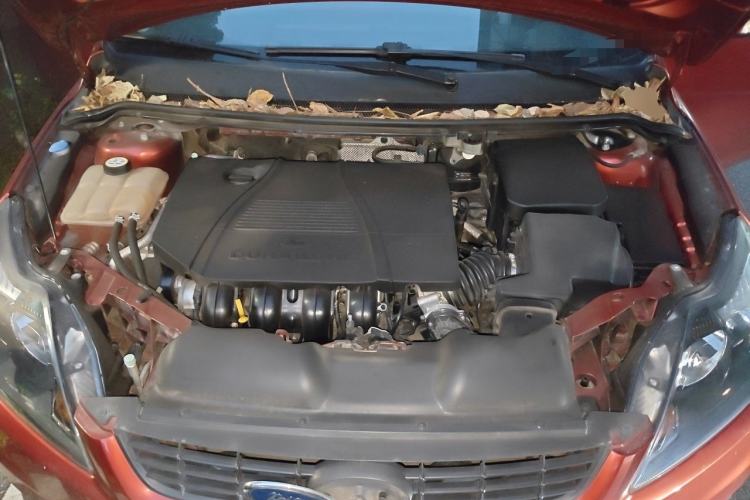 Used Ford Focus 2009 Hatchback 1.8L Automatic Fashion Edition Engine Bay
