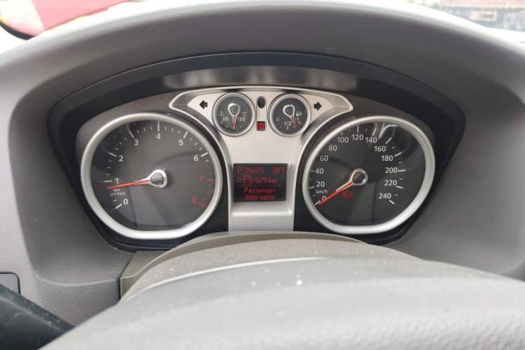 Used Ford Focus 2009 Hatchback 1.8L Automatic Fashion Edition Instrument Cluster