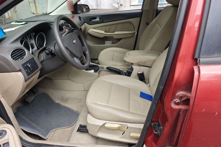 Used Ford Focus 2009 Hatchback 1.8L Automatic Fashion Edition Left Front Seat