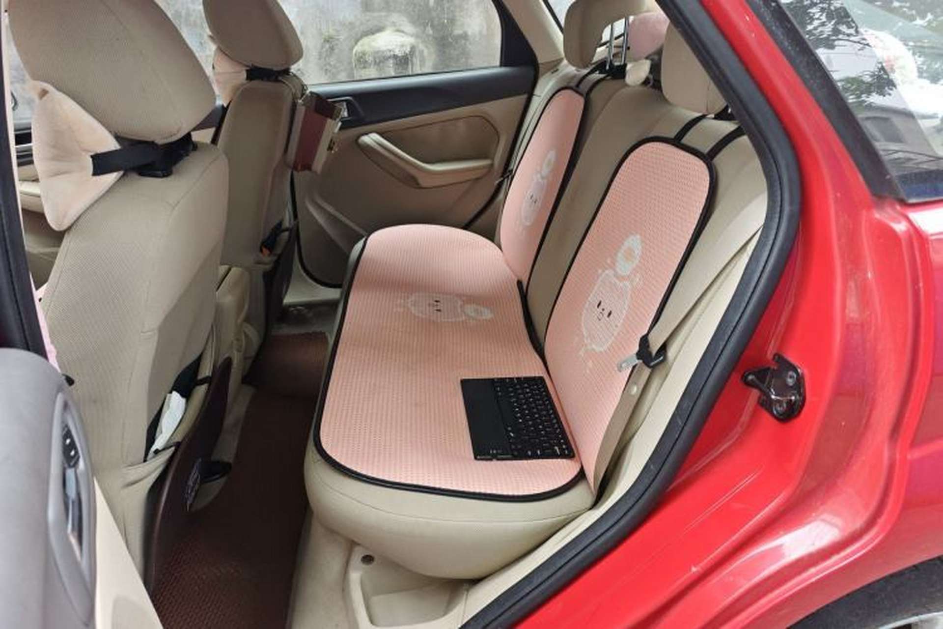 Used Ford Focus 2009 Hatchback 1.8L Automatic Fashion Edition Left Rear Seat
