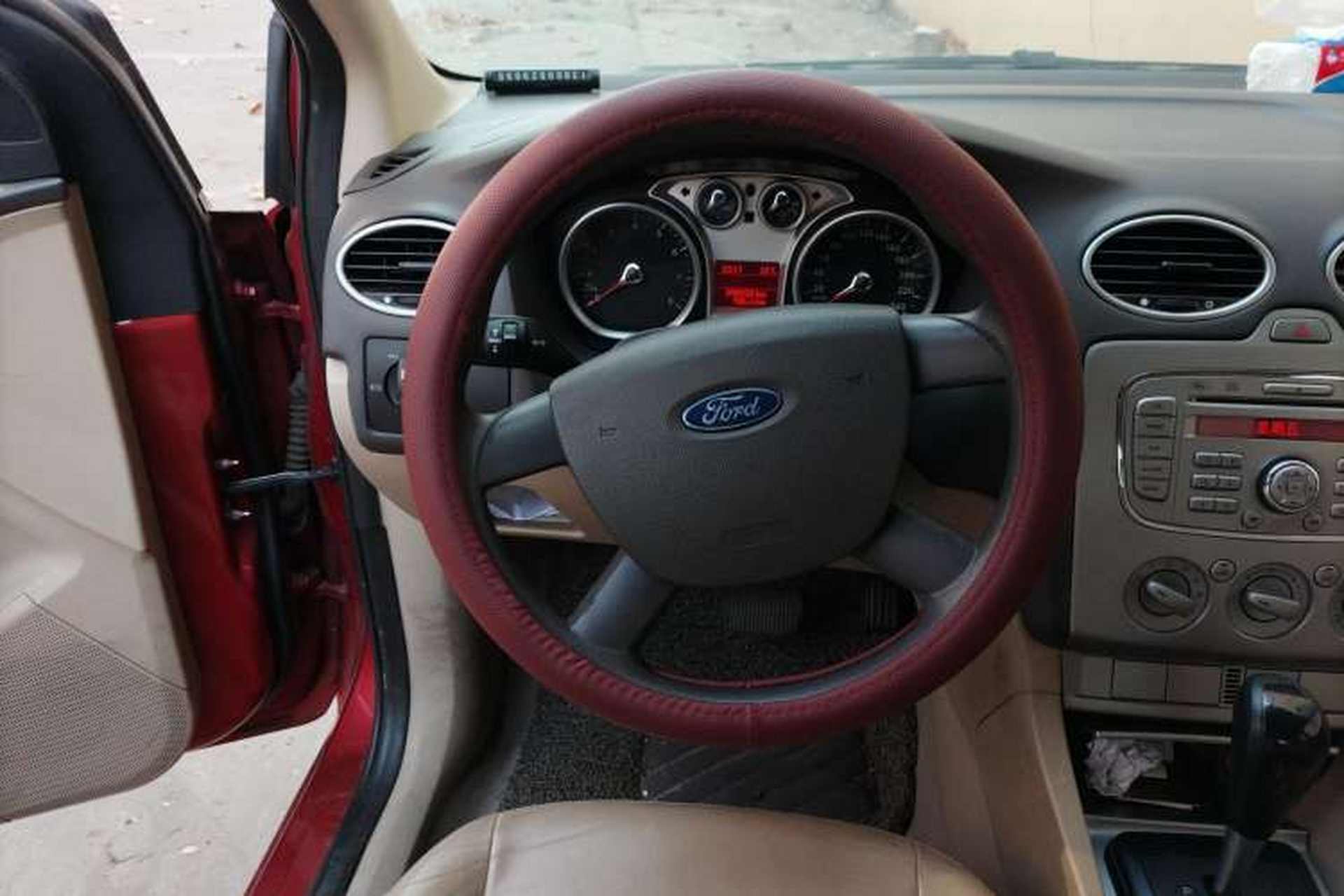Used Ford Focus 2009 Hatchback 1.8L Automatic Fashion Edition Steering Wheel