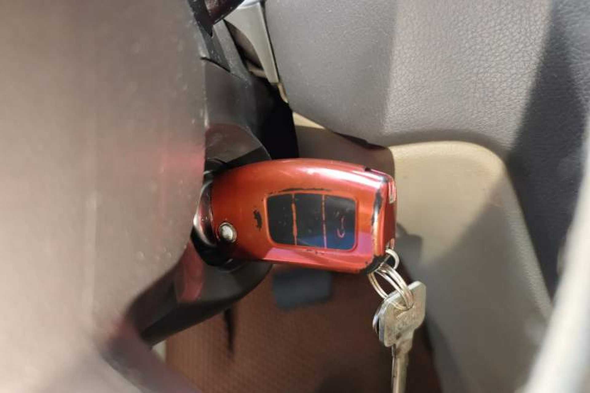 Used Ford Focus 2009 Hatchback 1.8L Automatic Fashion Edition Vehicle Key