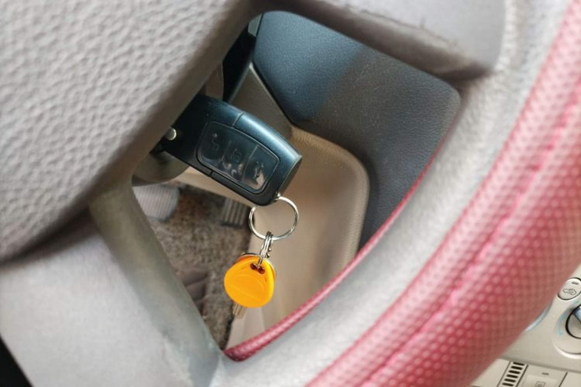 Used Ford Focus 2009 Hatchback 1.8L Automatic Fashion Edition Vehicle Key