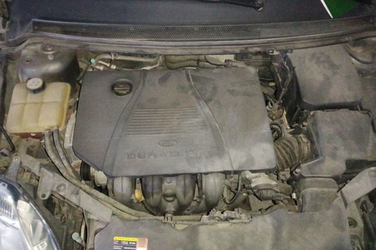 Used Ford Focus 2009 Sedan 1.8L Automatic Fashion Edition Engine Bay