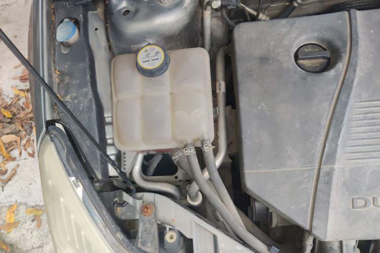Used Ford Focus 2009 Sedan 1.8L Automatic Fashion Edition Engine Bay Right