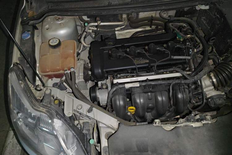 Used Ford Focus 2009 Sedan 1.8L Automatic Fashion Edition Engine Bay Right