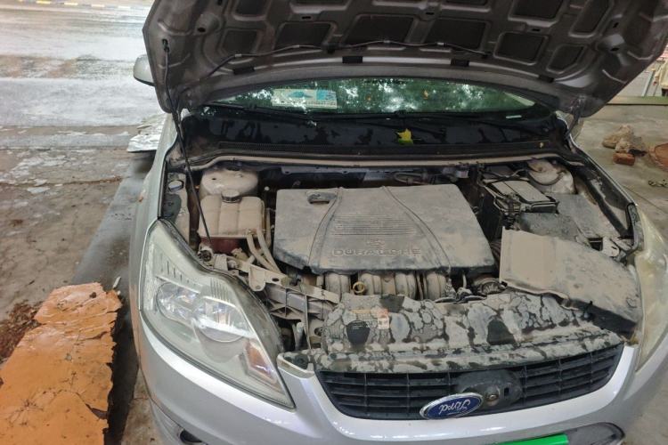 Used Ford Focus 2009 Sedan 1.8L Automatic Fashion Edition Engine Bay Right