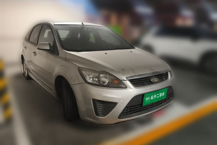 Used Ford Focus 2009 Hatchback 1.8L Manual Comfort Model Front Right 45 Deg