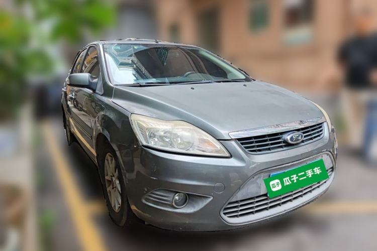 Used Ford Focus 2009 Sedan 1.8L Automatic Fashion Edition Front Right 45 Deg