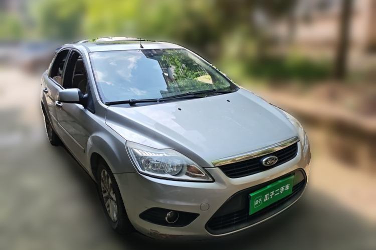 Used Ford Focus 2009 Sedan 1.8L Automatic Fashion Edition Front Right 45 Deg