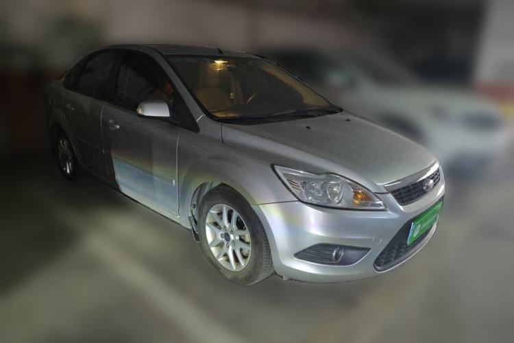 Used Ford Focus 2009 Sedan 1.8L Automatic Fashion Edition Front Right 45 Deg