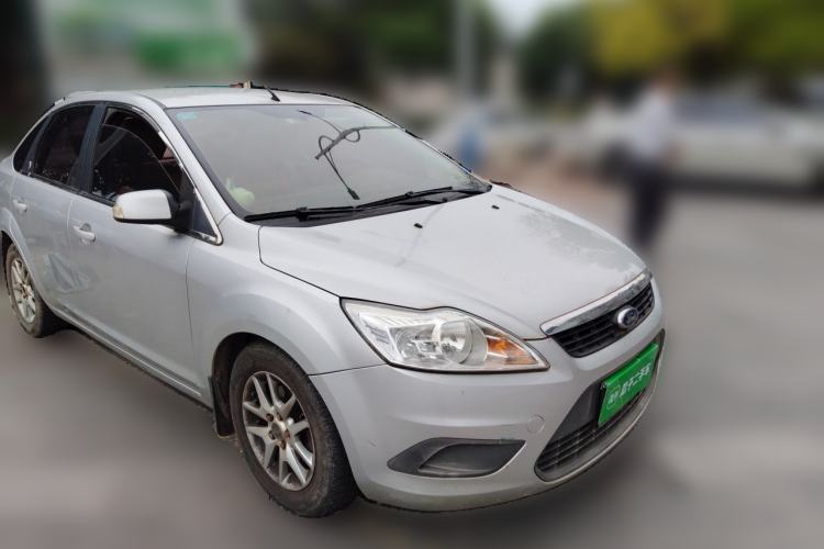 Used Ford Focus 2009 Sedan 1.8L Manual Comfort Model Front Right 45 Deg