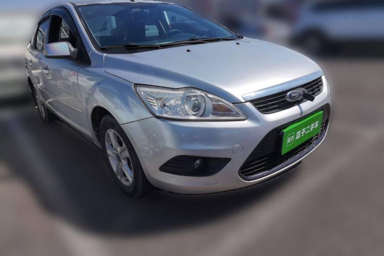 Used Ford Focus 2009 Sedan 1.8L Manual Comfort Model Front Right 45 Deg