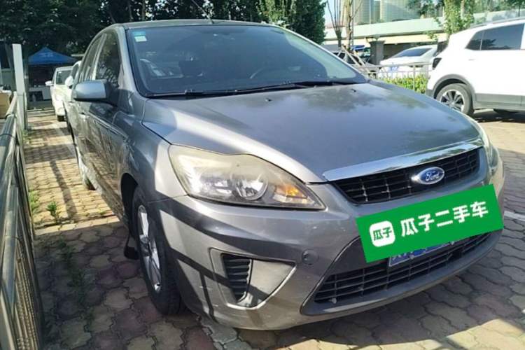Used Ford Focus 2009 Hatchback 1.8L Manual Comfort Model Front Right 45 Deg