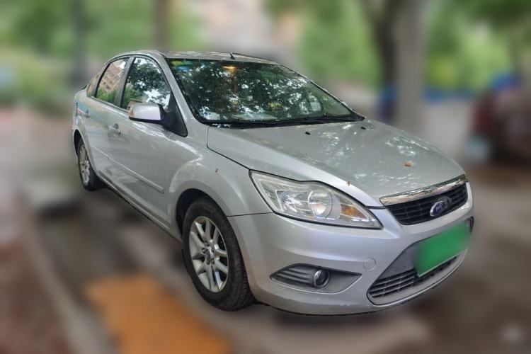 Used Ford Focus 2009 Sedan 1.8L Automatic Fashion Edition Front Right 45 Deg