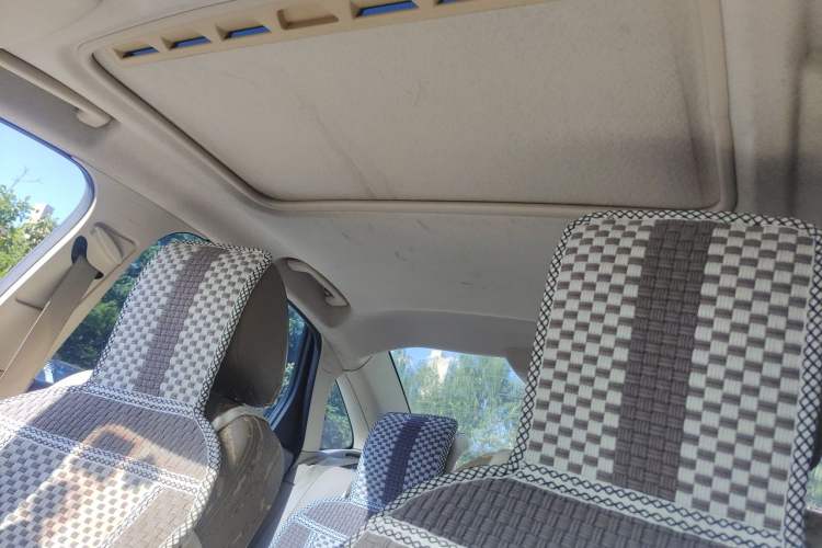 Used Ford Focus 2009 Sedan 1.8L Automatic Fashion Edition Headliner