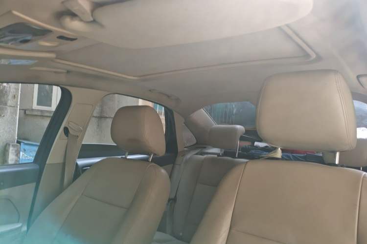 Used Ford Focus 2009 Sedan 1.8L Automatic Fashion Edition Headliner