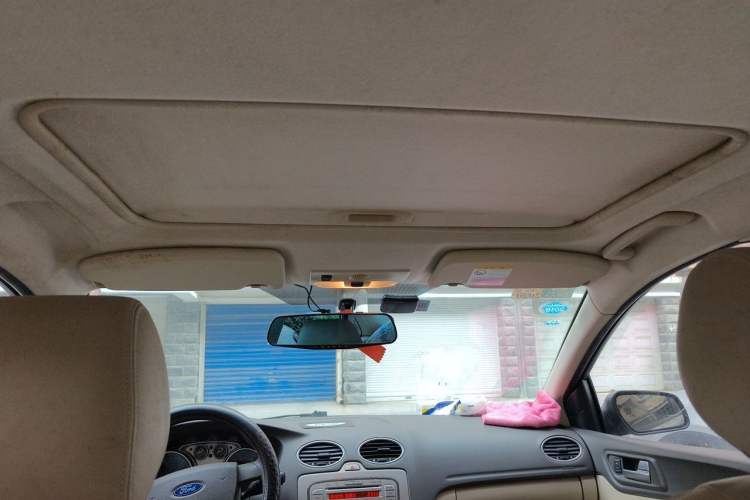 Used Ford Focus 2009 Sedan 1.8L Automatic Fashion Edition Headliner