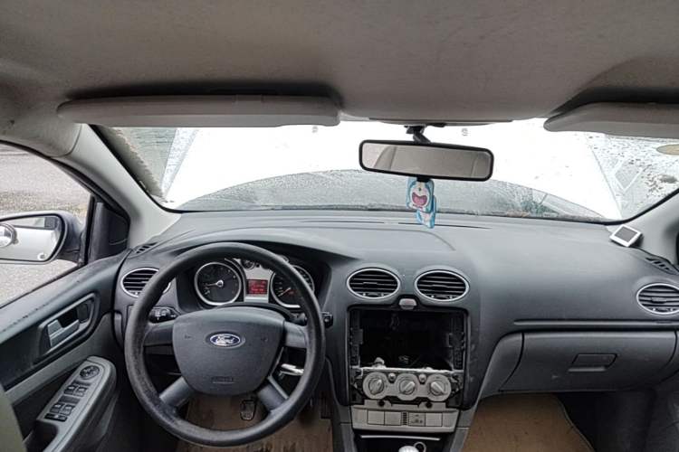 Used Ford Focus 2009 Hatchback 1.8L Manual Comfort Model Headliner