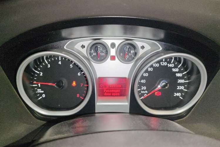 Used Ford Focus 2009 Sedan 1.8L Automatic Fashion Edition Instrument Cluster