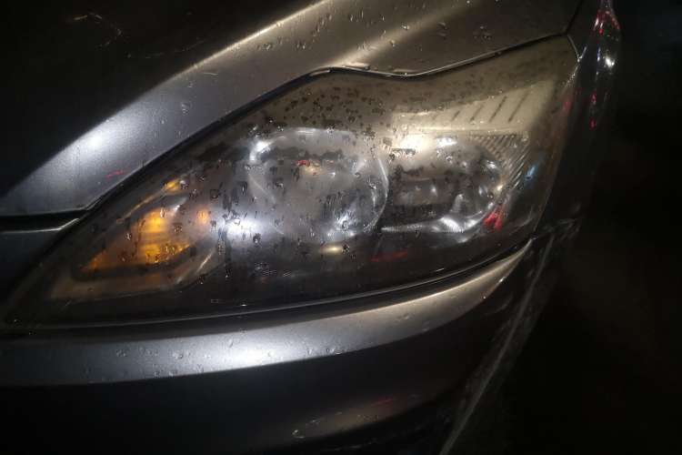 Used Ford Focus 2009 Hatchback 2.0L Manual Sport Model Left Front Headlight