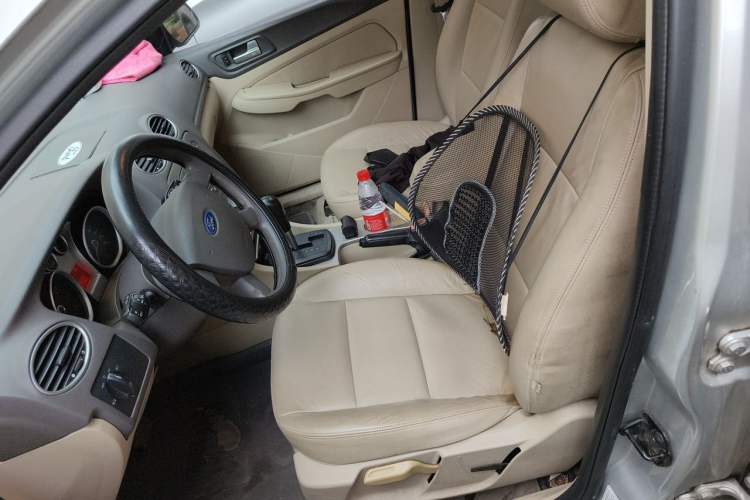 Used Ford Focus 2009 Sedan 1.8L Automatic Fashion Edition Left Front Seat