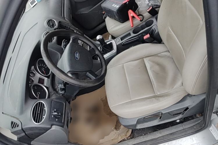 Used Ford Focus 2009 Hatchback 1.8L Manual Comfort Model Left Front Seat