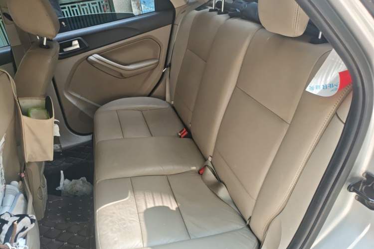 Used Ford Focus 2009 Sedan 1.8L Automatic Fashion Edition Left Rear Seat