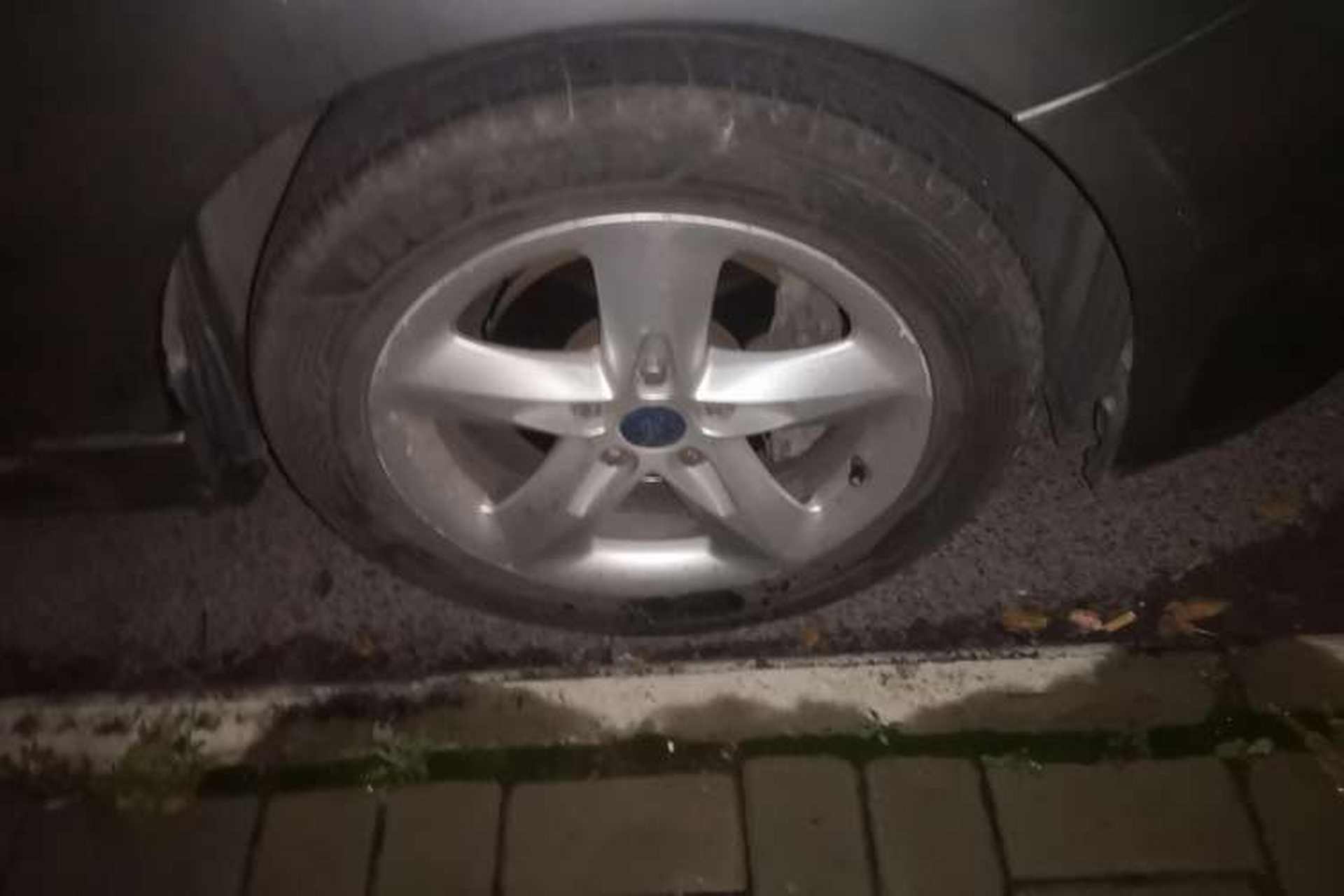 Used Ford Focus 2009 Hatchback 2.0L Manual Sport Model Left Rear Wheel Hub
