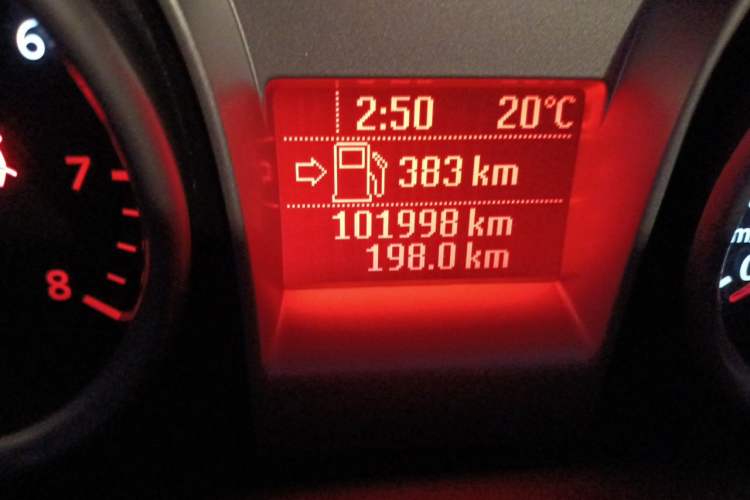 Used Ford Focus 2009 Sedan 1.8L Automatic Fashion Edition Odometer Close Up