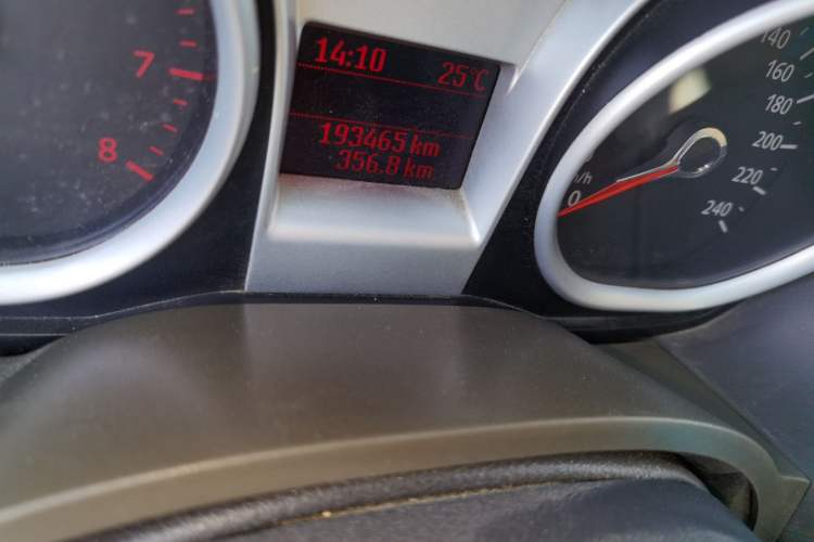 Used Ford Focus 2009 Sedan 1.8L Manual Comfort Model Odometer Close Up