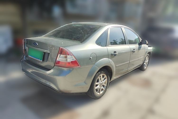 Used Ford Focus 2009 Sedan 1.8L Automatic Fashion Edition Rear Right 45 Deg