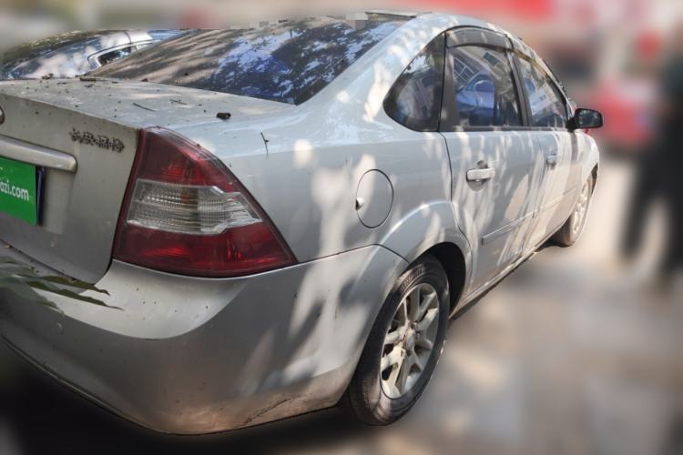 Used Ford Focus 2009 Sedan 1.8L Automatic Fashion Edition Rear Right 45 Deg
