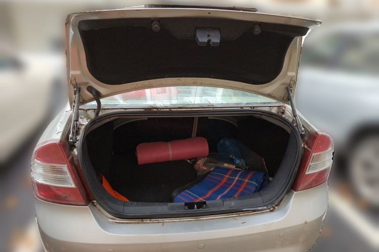 Used Ford Focus 2009 Sedan 1.8L Automatic Fashion Edition Trunk