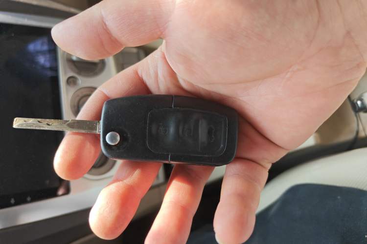 Used Ford Focus 2009 Sedan 1.8L Automatic Fashion Edition Vehicle Key