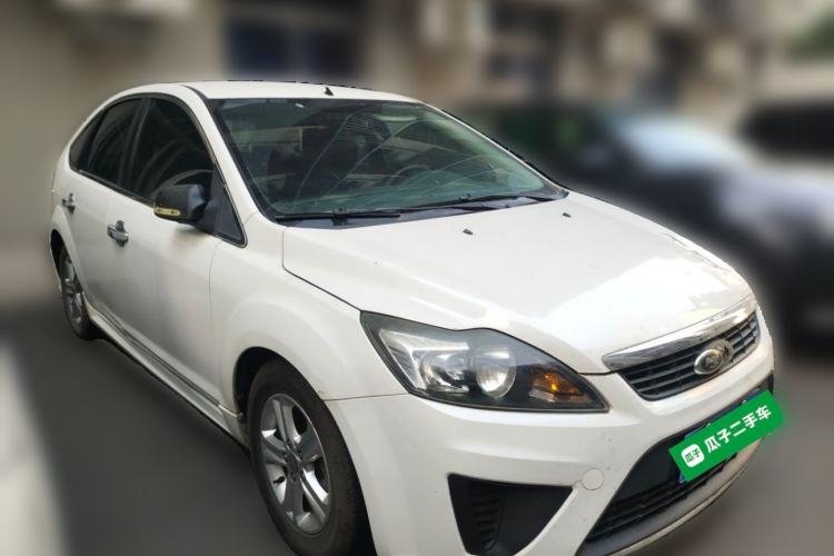 Used Ford Focus 2009 Hatchback 1.8L Manual Comfort Model Front Right 45 Deg