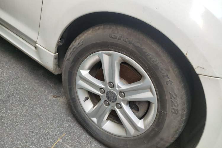 Used Ford Focus 2009 Hatchback 1.8L Manual Comfort Model Right Front Wheel Hub