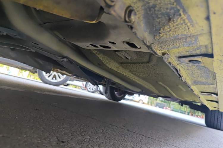 Used Ford Focus 2009 Hatchback 2.0L Manual Sport Model Chassis Front Left