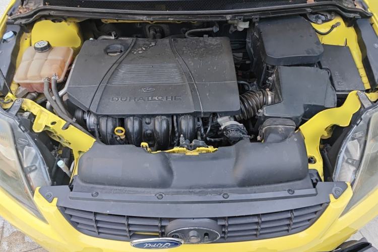 Used Ford Focus 2009 Hatchback 2.0L Manual Sport Model Engine Bay