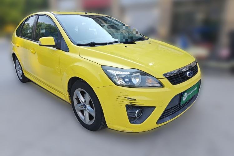 Used Ford Focus 2009 Hatchback 2.0L Manual Sport Model Front Right 45 Deg