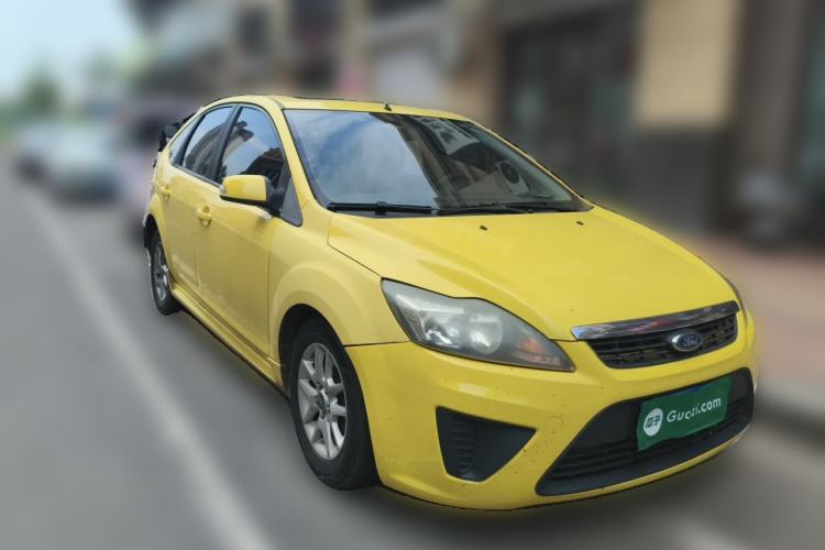 Used Ford Focus 2009 Hatchback 1.8L Manual Comfort Model Front Right 45 Deg